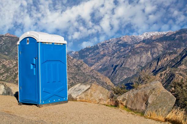 Best High-end porta potty rental  in Bettendorf, IA
